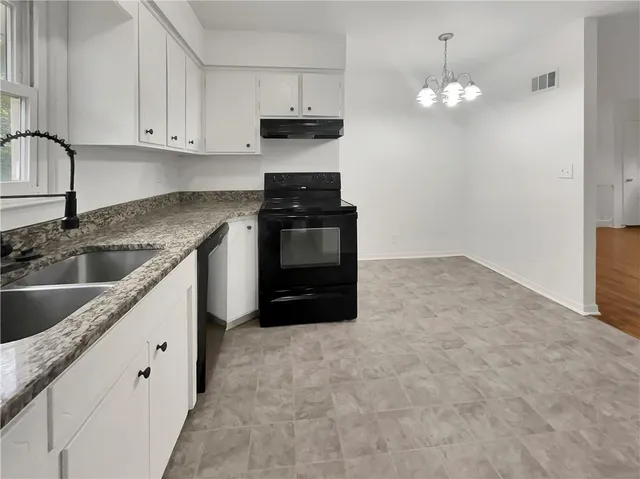 $220,000 | 3605 Northeast 57th Street, Kansas City, MO 64119