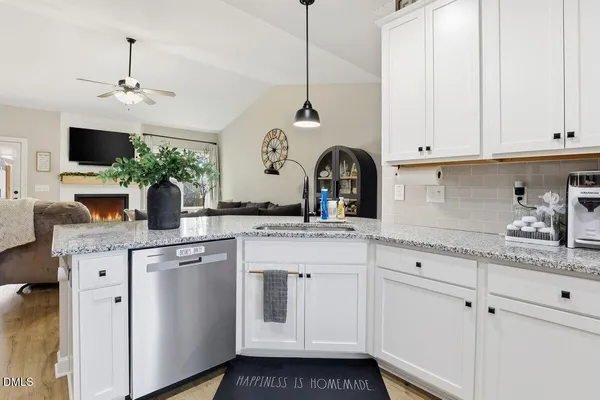 $330,000 | 110 Oak Street, Pine Level, NC 27568