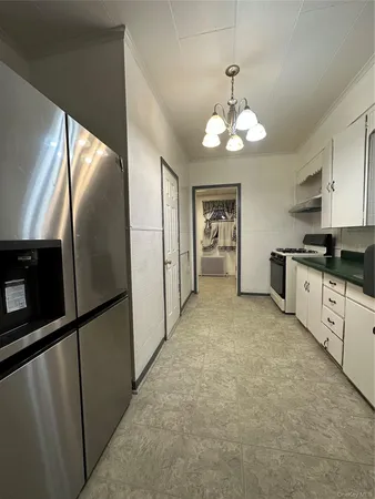 $2,000 | 9 Elizabeth Street, Unit 1, Port Jervis, NY 12771