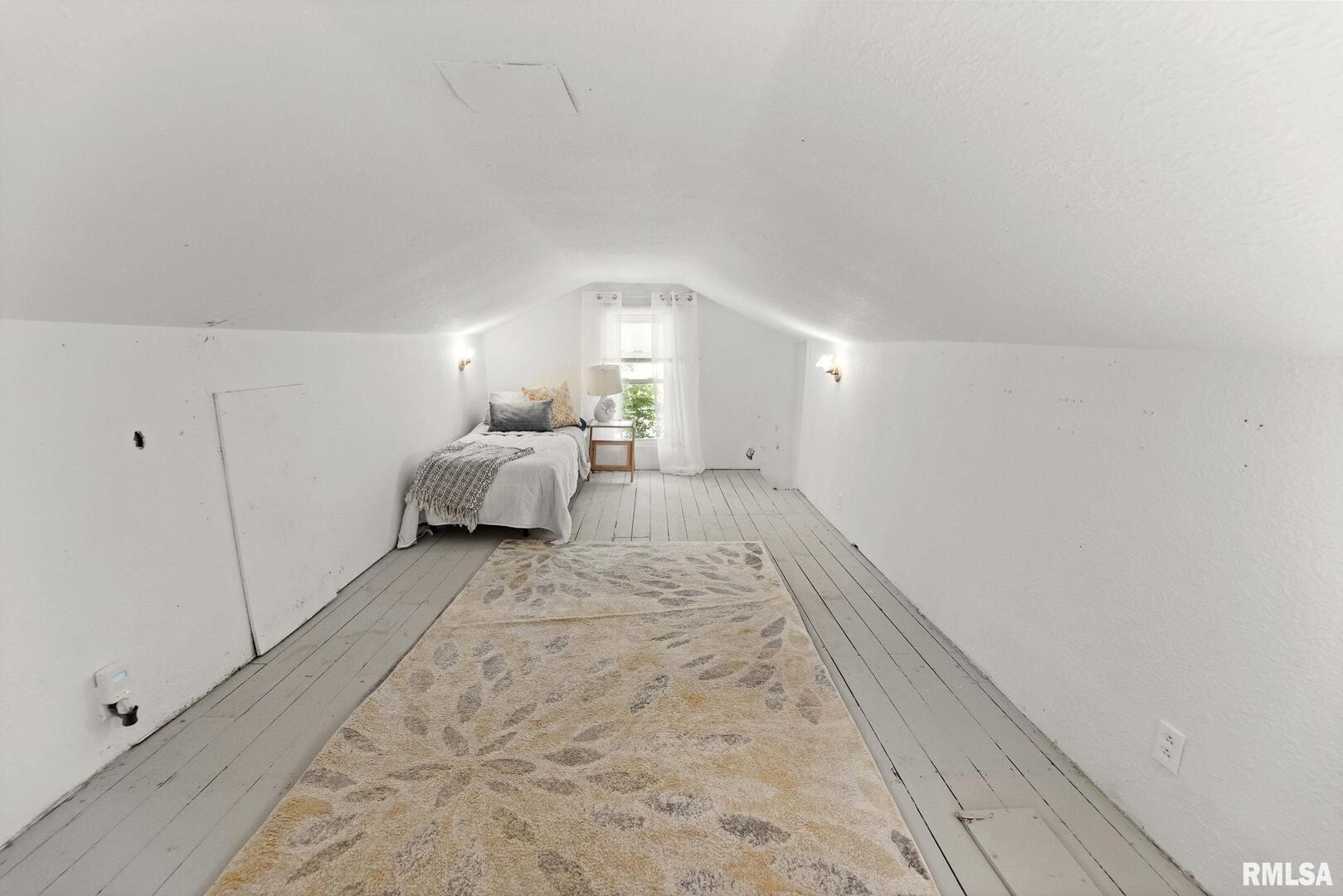 416 South Maple Street Salem, IL 62881 - Photo 29 of 31 a view of a bedroom with bed and window