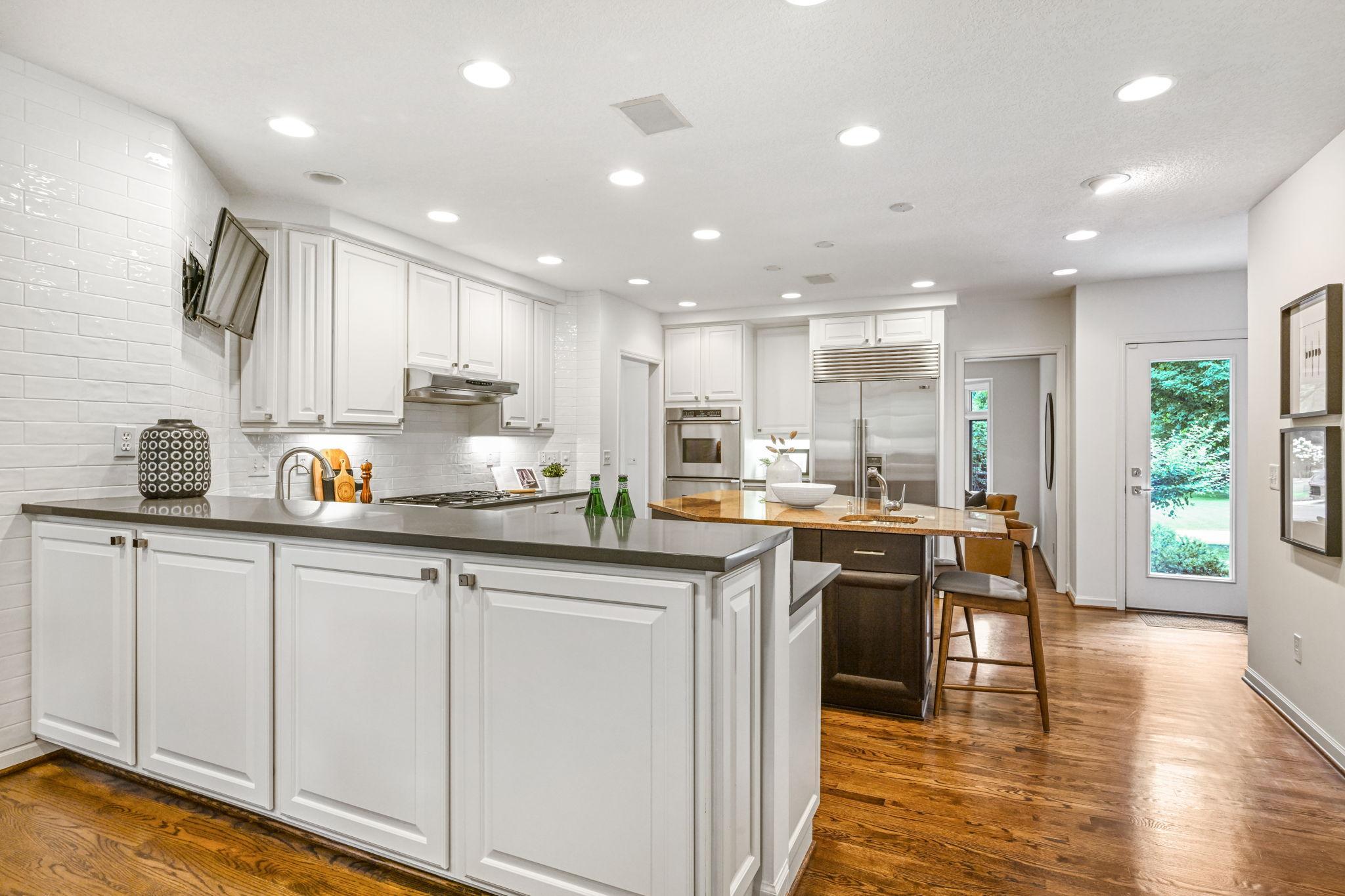 4541 Meadow Road Edina, MN 55424 - Photo 11 of 62 Gallery Image 11