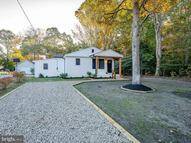 $399,999 | 16 Virginia Avenue, Cape May Court House, NJ 08210