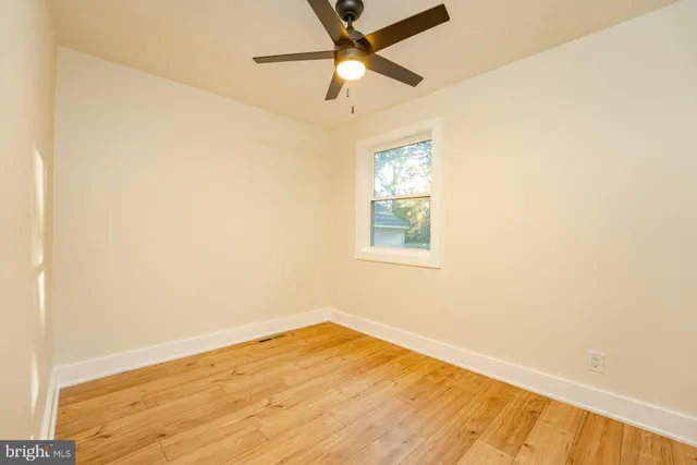 $399,999 | 16 Virginia Avenue, Cape May Court House, NJ 08210