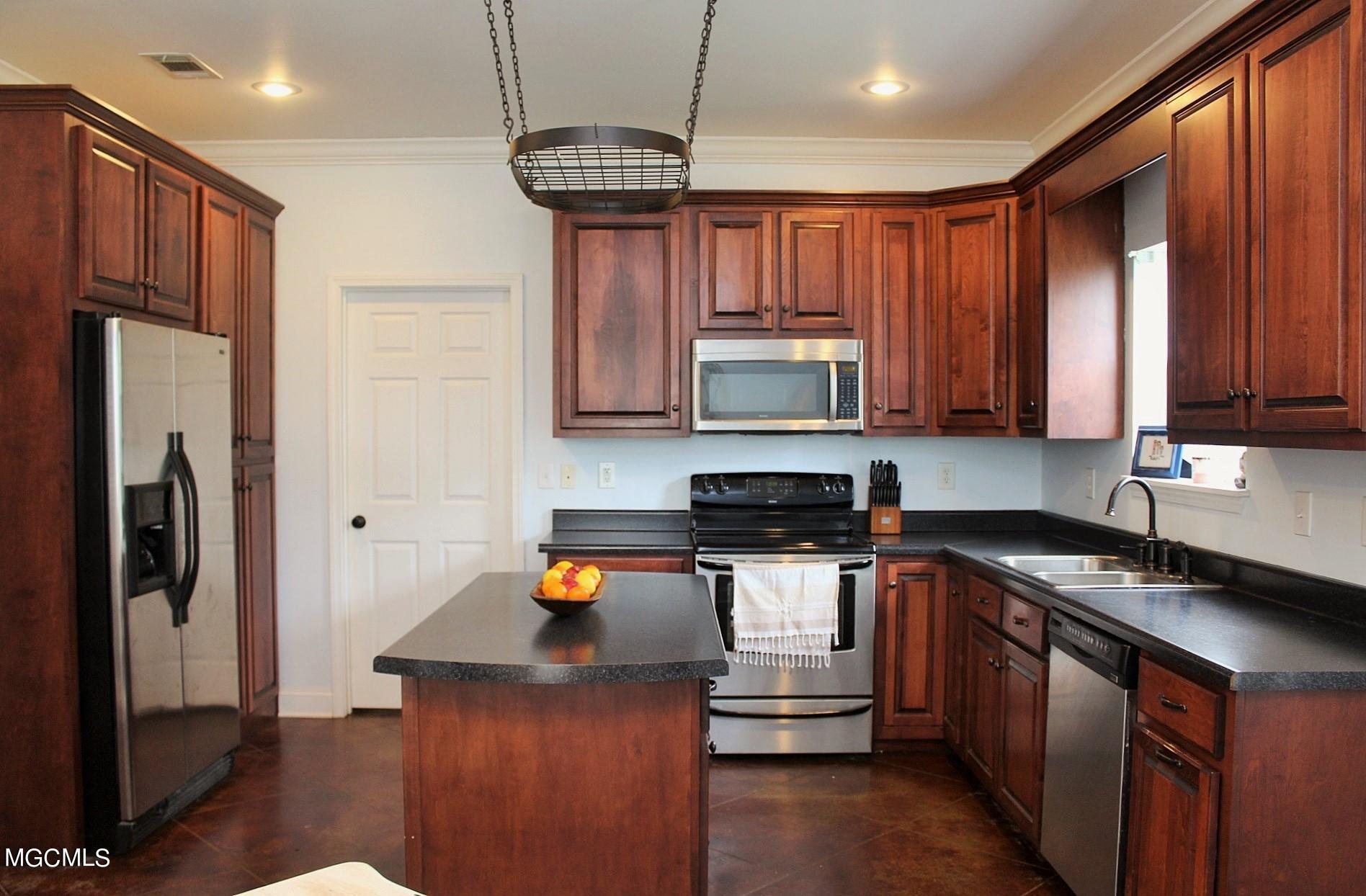 2109 Howell Tanner Chapel Road Lucedale, MS 39452 - Photo 10 of 26 7