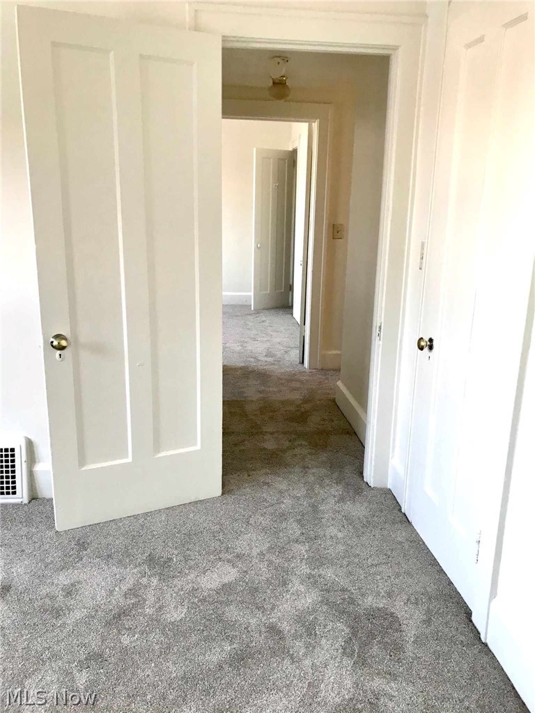 210 Gulf Road Elyria, OH 44035 - Photo 18 of 27 Gallery Image 18