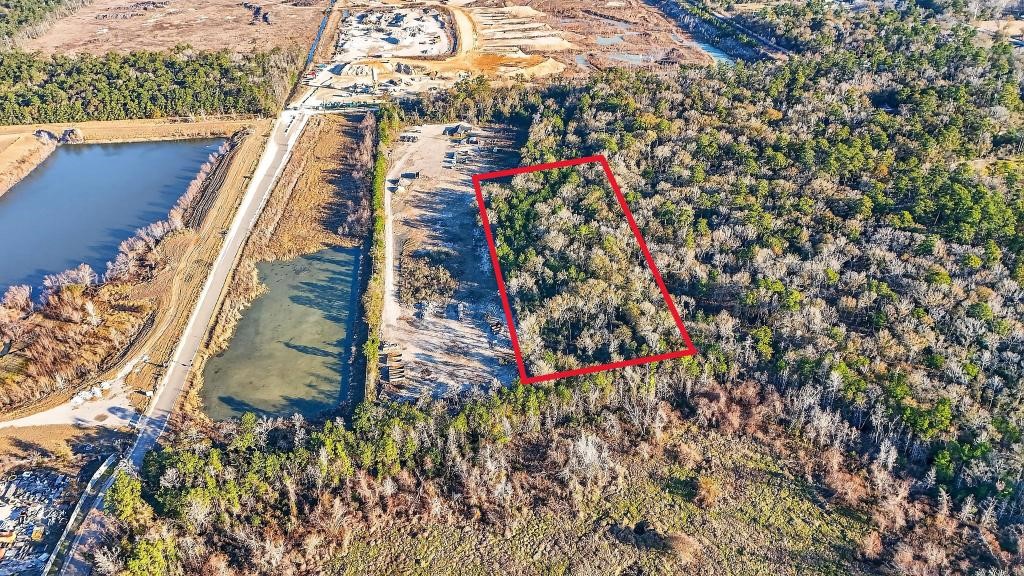 a view of pathway along with wooden floor