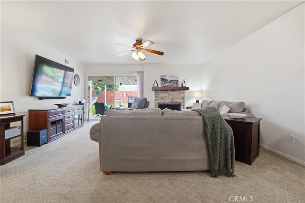 13148 Ridgedale Drive Poway, CA 92064 - Photo 5 of 43