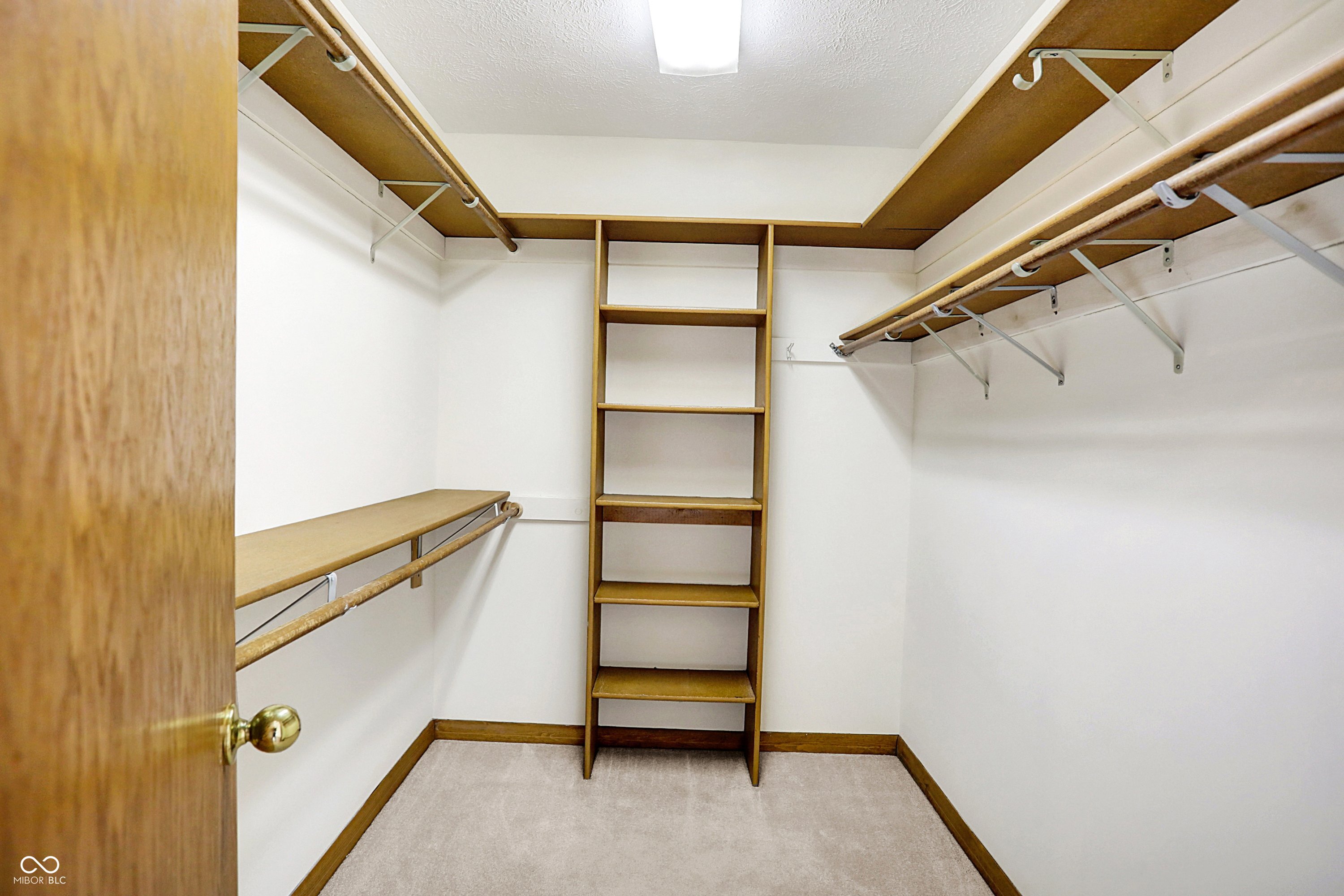 5021 Tudor Circle Carmel, IN 46033 - Photo 17 of 28