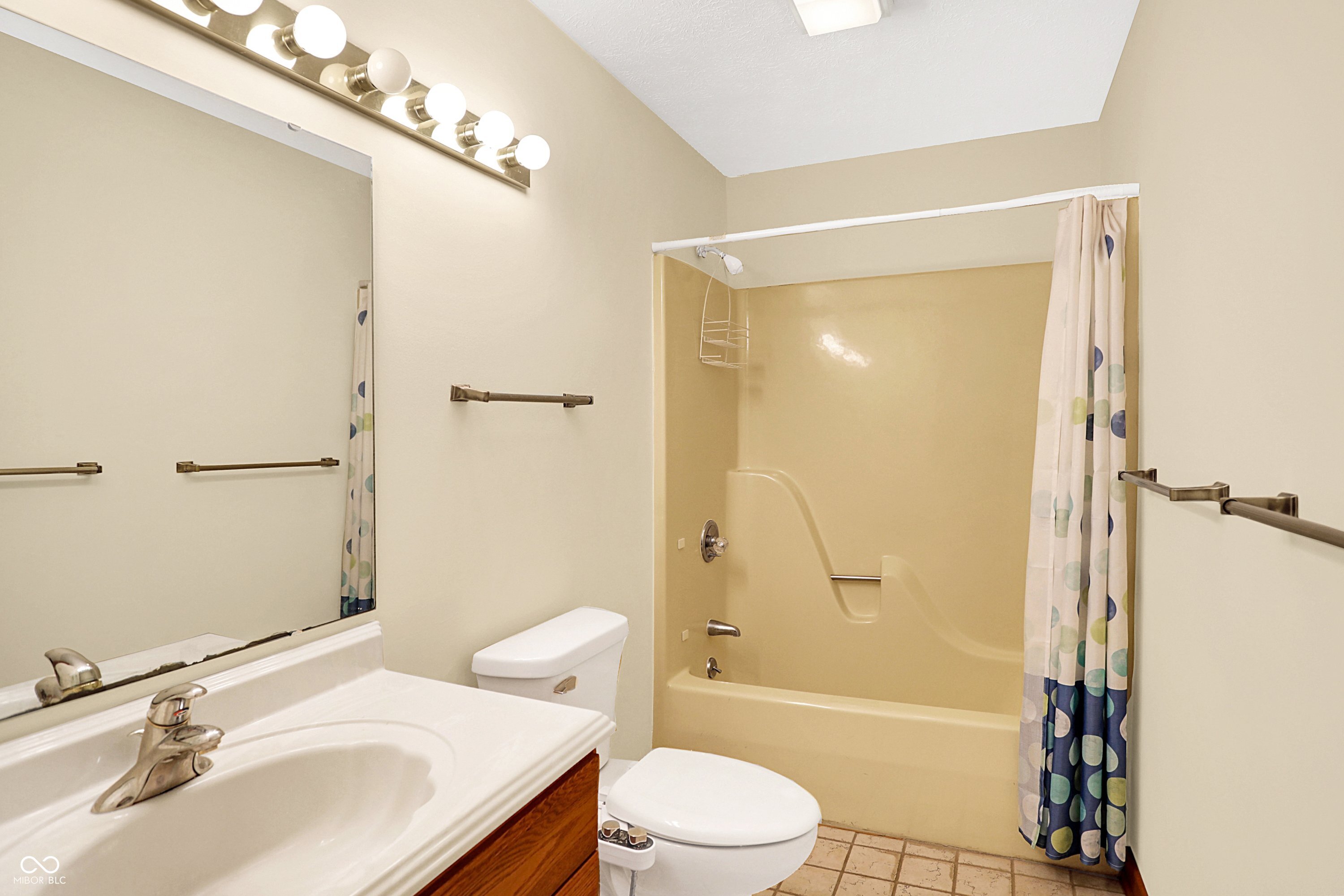 5021 Tudor Circle Carmel, IN 46033 - Photo 24 of 28