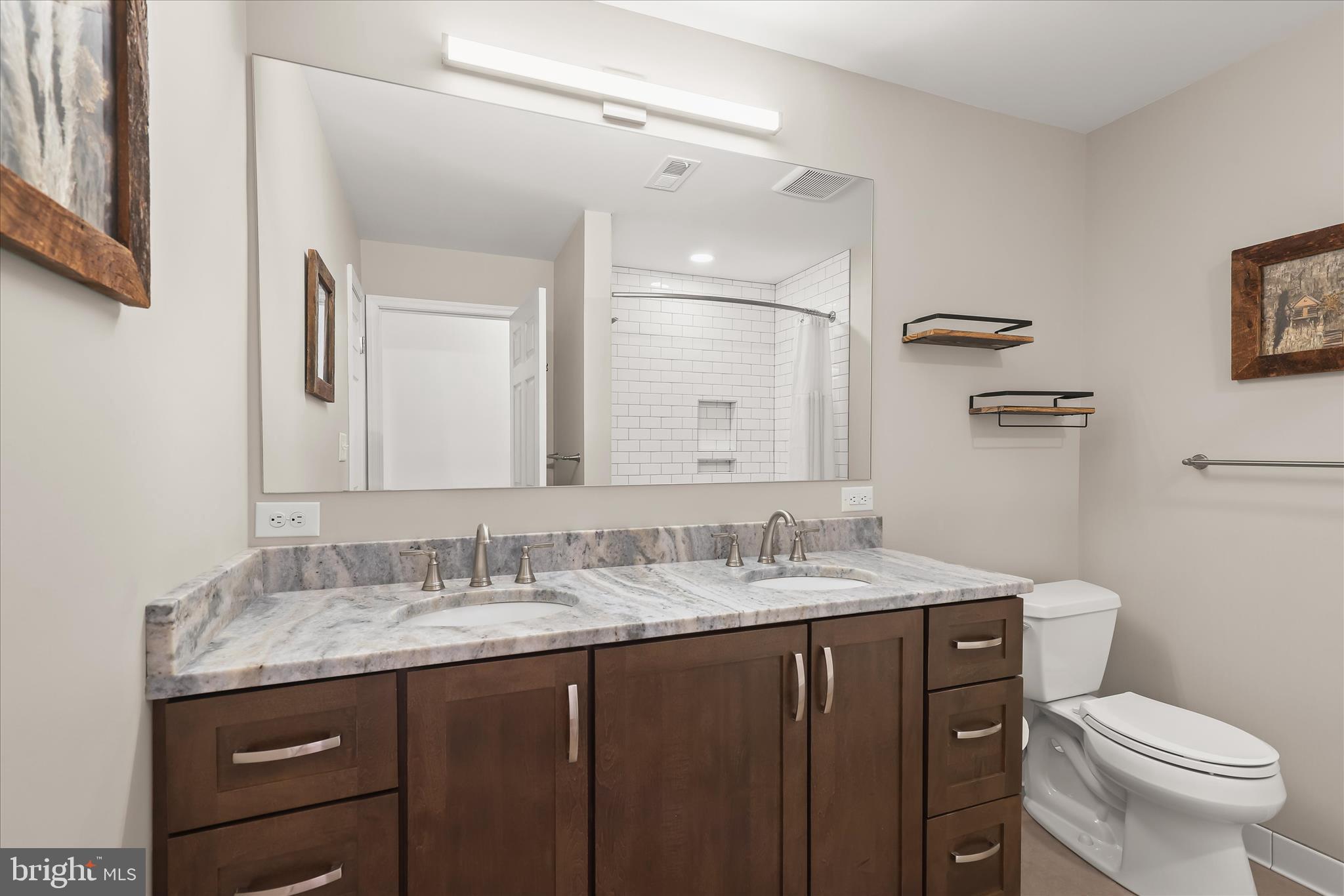 2616 Quebec School Road Middletown, MD 21769 - Photo 35 of 133 Renovated Full Bath