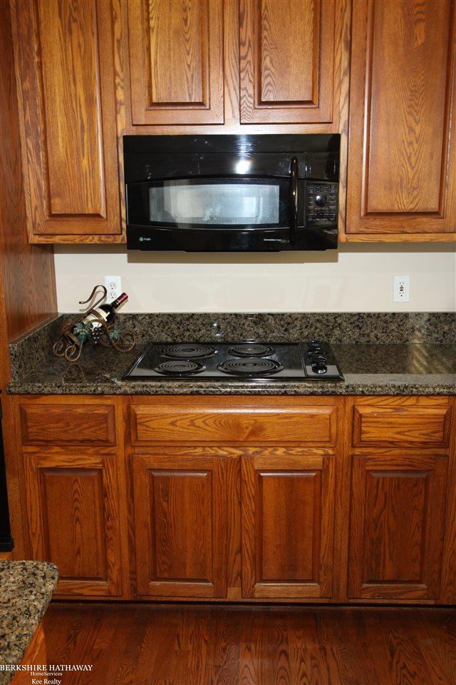 3495 Heron Ridge Drive Rochester Hills, MI 48309 - Photo 11 of 52