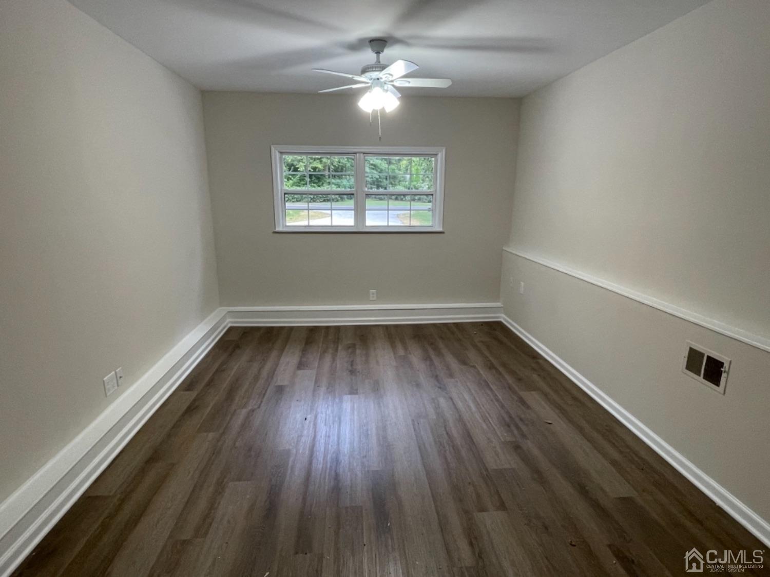 115 Old Forge Road Monroe Township, NJ 08831 - Photo 30 of 38 Family Room/Den