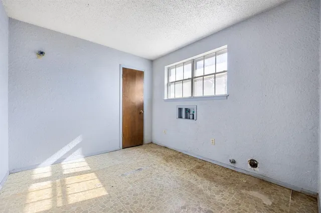 $249,900 | 616 East Moonlight Drive, Robinson, TX 76706