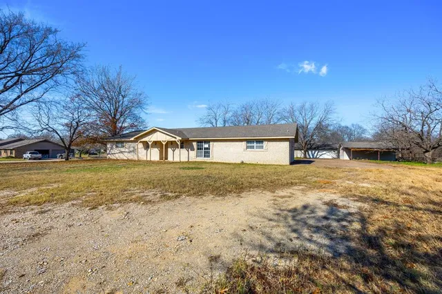 $249,900 | 616 East Moonlight Drive, Robinson, TX 76706