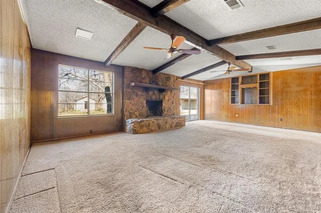 $249,900 | 616 East Moonlight Drive, Robinson, TX 76706