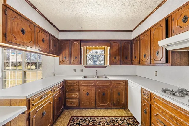 $249,900 | 616 East Moonlight Drive, Robinson, TX 76706