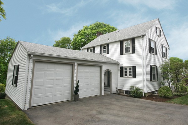 19 Barbara Road Danvers, MA 01923 - Photo 2 of 21 Gallery Image 2