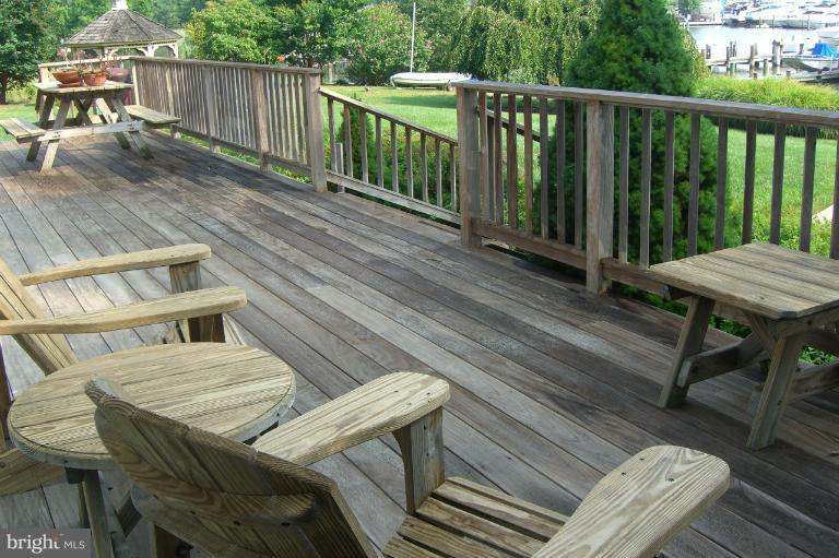 1028 Wiers Road Edgewater, MD 21037 - Photo 14 of 27 Deck