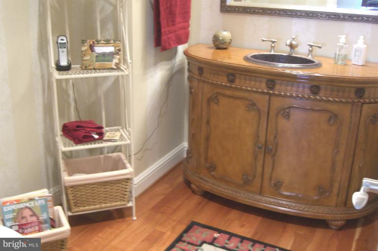 1028 Wiers Road Edgewater, MD 21037 - Photo 24 of 27 Powder Room