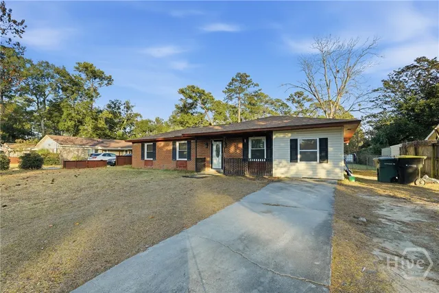 $229,900 | 8 Regent Drive, Savannah, GA 31406