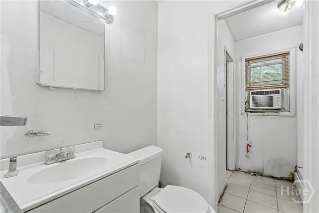 $229,900 | 8 Regent Drive, Savannah, GA 31406