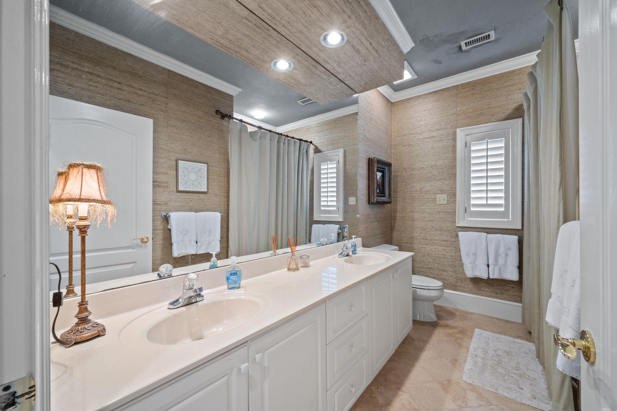 31800 River Road Orange Beach, AL 36561 - Photo 35 of 69 Bathroom