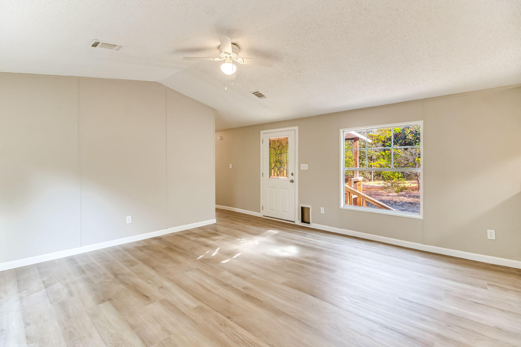 169 White Road DeFuniak Springs, FL 32433 - Photo 6 of 21 18-169 White Road-11