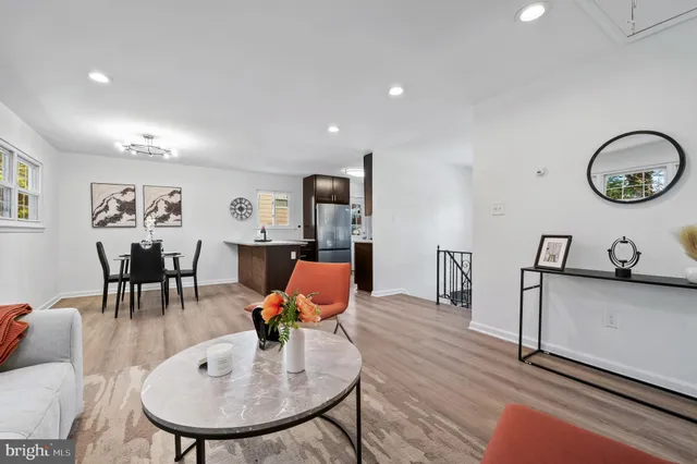 $379,000 | 200 Timber Grove Road, Reisterstown, MD 21136