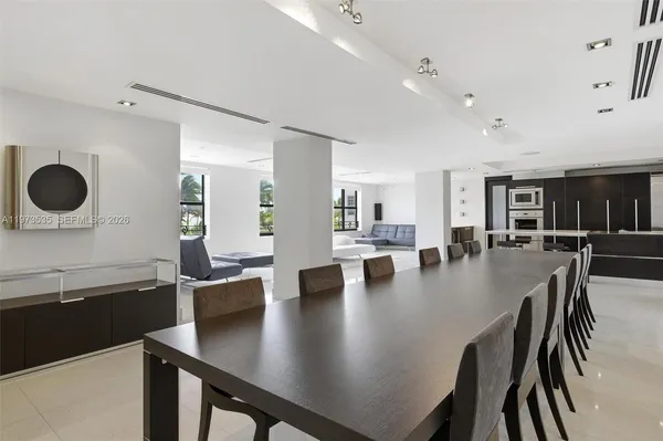 $3,950,000 | 1330 Ocean Drive, Unit 3CA, Miami Beach, FL 33139