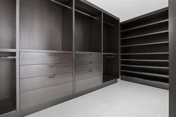 $3,950,000 | 1330 Ocean Drive, Unit 3CA, Miami Beach, FL 33139