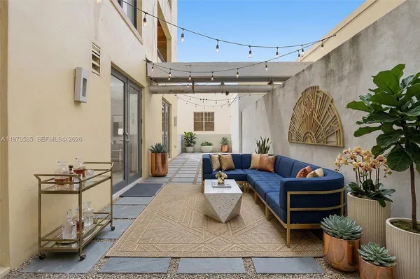 $3,950,000 | 1330 Ocean Drive, Unit 3CA, Miami Beach, FL 33139