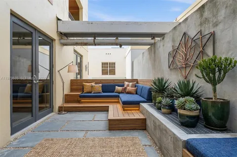 $3,950,000 | 1330 Ocean Drive, Unit 3CA, Miami Beach, FL 33139