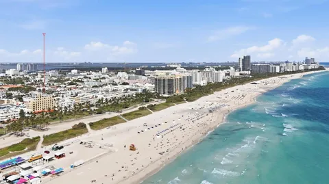 $3,950,000 | 1330 Ocean Drive, Unit 3CA, Miami Beach, FL 33139