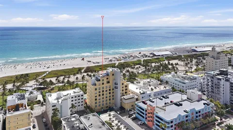 $3,950,000 | 1330 Ocean Drive, Unit 3CA, Miami Beach, FL 33139