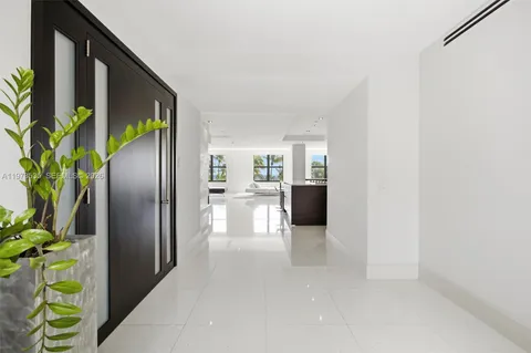 $3,950,000 | 1330 Ocean Drive, Unit 3CA, Miami Beach, FL 33139