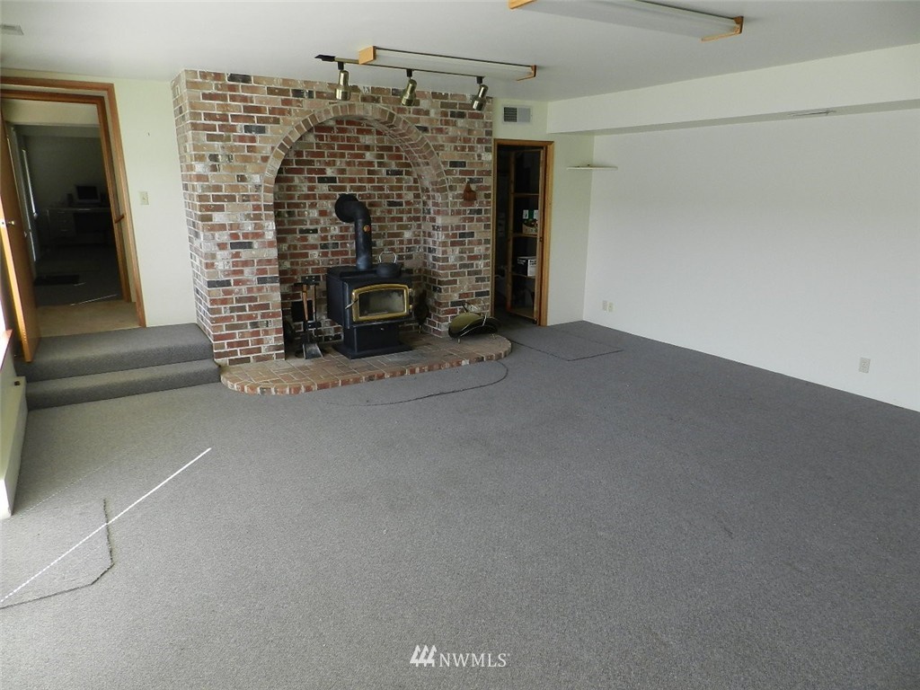 18008 Bayview Road Northwest Vaughn, WA 98394 - Photo 17 of 24