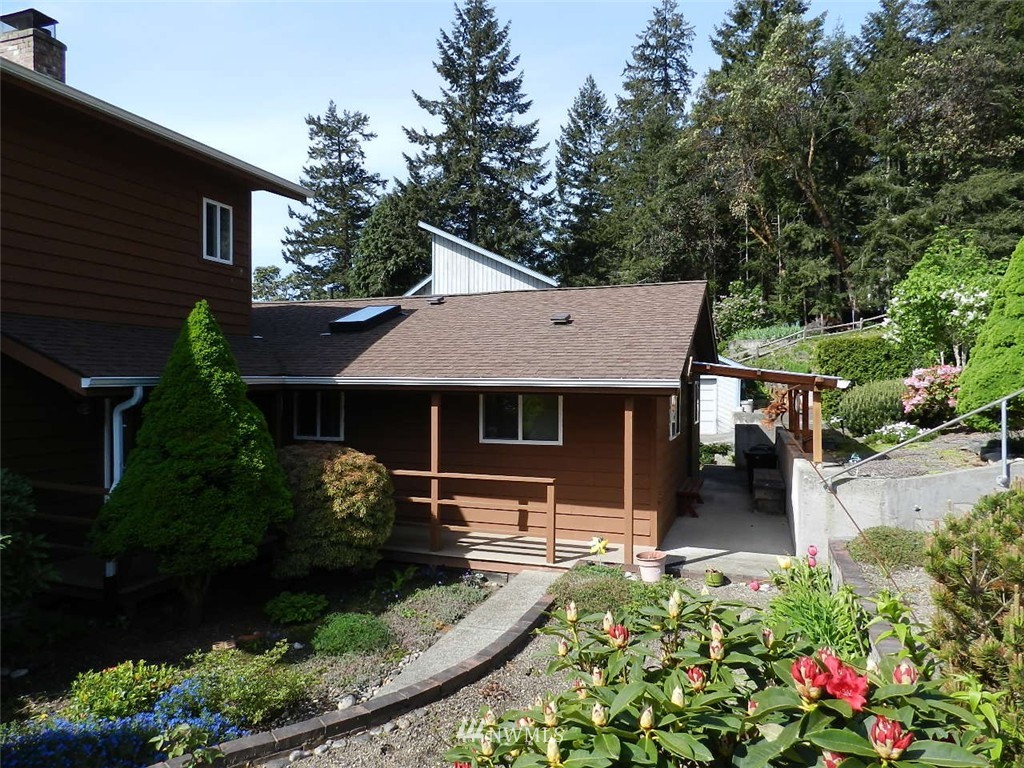 18008 Bayview Road Northwest Vaughn, WA 98394 - Photo 4 of 24