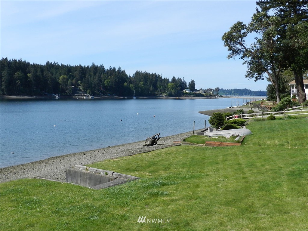 18008 Bayview Road Northwest Vaughn, WA 98394 - Photo 6 of 24