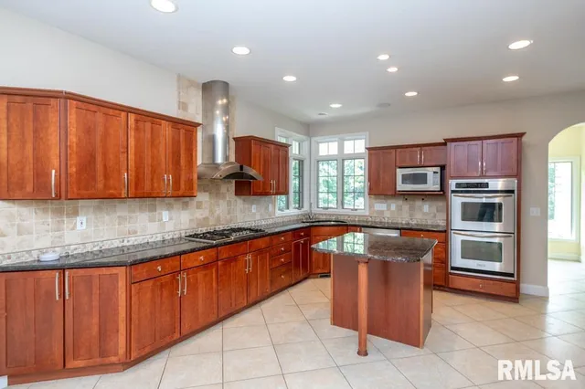 $3,500 | 5126 North Kickapoo-Edwards Road, Edwards, IL 61528