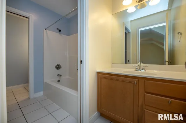 $3,500 | 5126 North Kickapoo-Edwards Road, Edwards, IL 61528