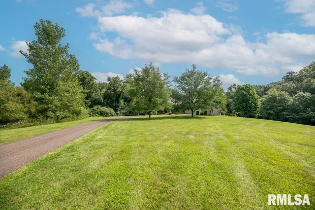 $3,500 | 5126 North Kickapoo-Edwards Road, Edwards, IL 61528