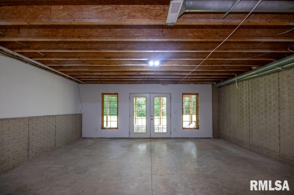 5126 North Kickapoo-Edwards Road Edwards, IL 61528 - Photo 41 of 43