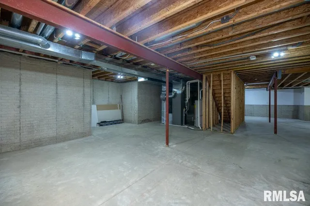 $3,500 | 5126 North Kickapoo-Edwards Road, Edwards, IL 61528