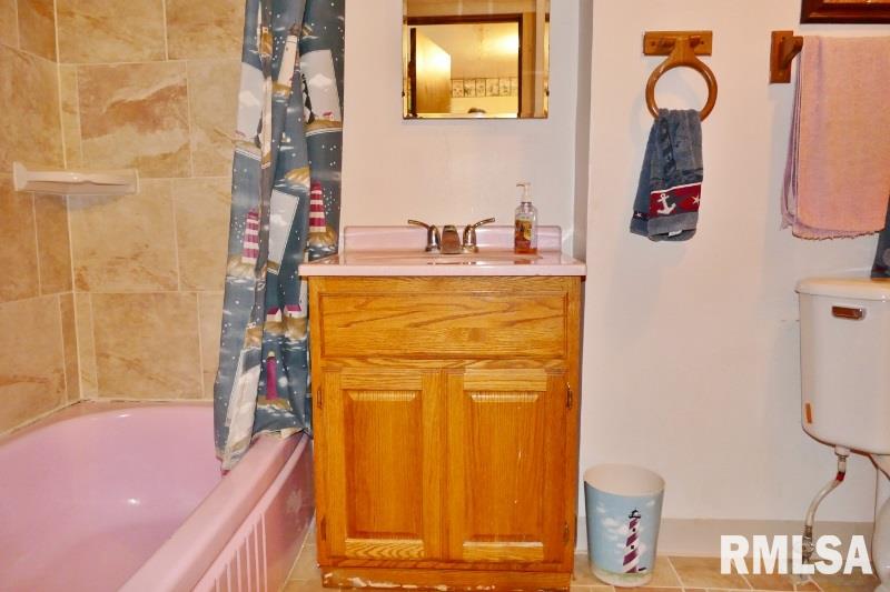 1500 North Sheridan Road Peoria, IL 61606 - Photo 11 of 16 Gallery Image 11