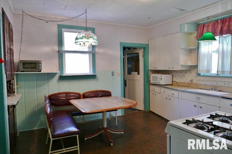 1500 North Sheridan Road Peoria, IL 61606 - Photo 6 of 16 Gallery Image 6