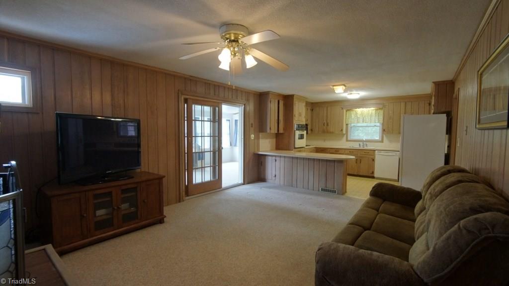 5631 Folkstone Road Pfafftown, NC 27040 - Photo 13 of 30 Gallery Image 13