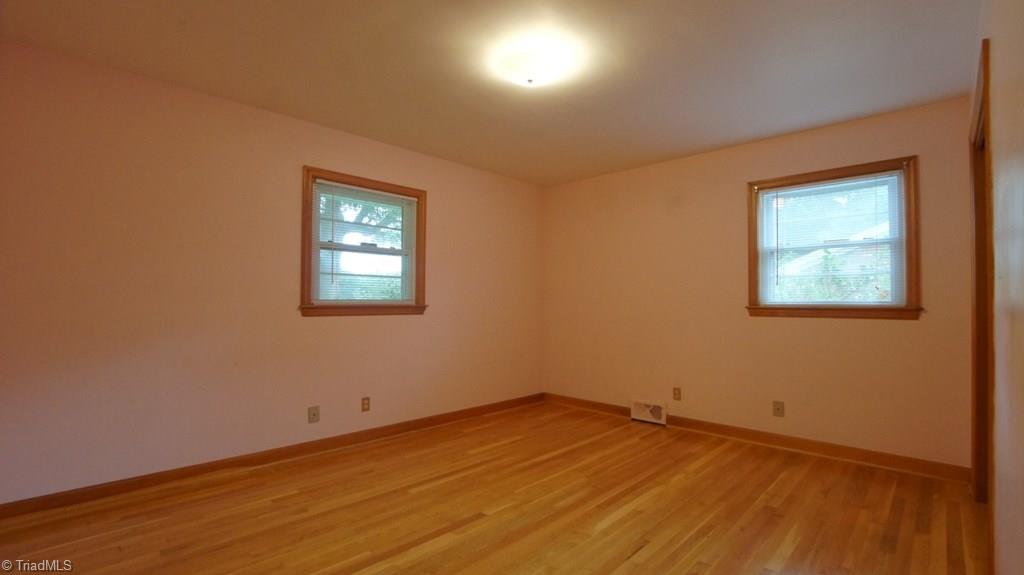 5631 Folkstone Road Pfafftown, NC 27040 - Photo 18 of 30 Gallery Image 18