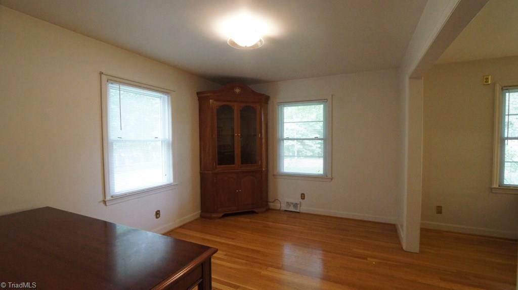 5631 Folkstone Road Pfafftown, NC 27040 - Photo 7 of 30 Gallery Image 7