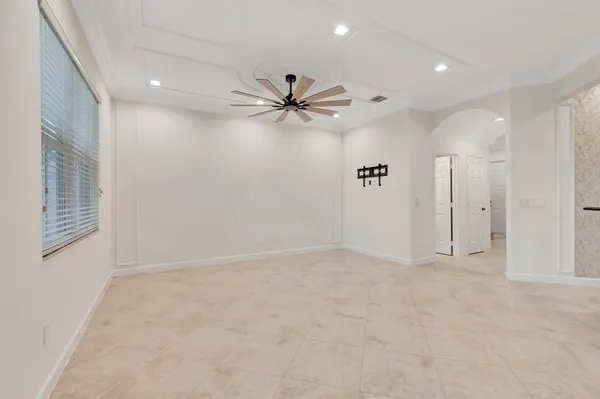 $4,200 | 100 West Prive Circle, Delray Beach, FL 33445