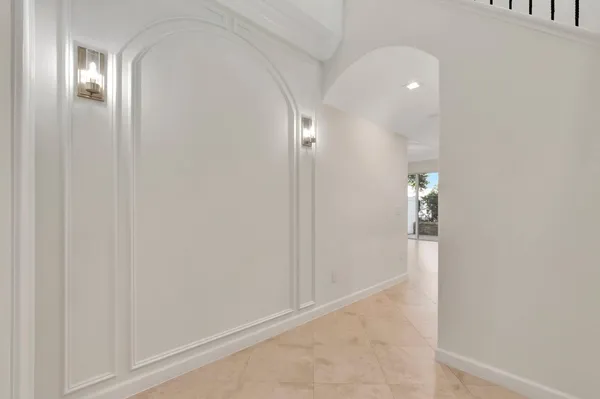 $4,200 | 100 West Prive Circle, Delray Beach, FL 33445